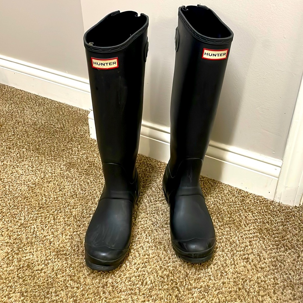 Hunter black tall rain boots